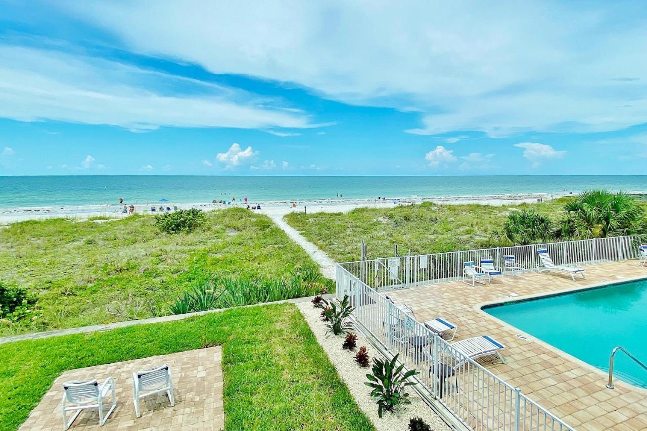 Sea Isle Villas F Clearwater Beach Exterior photo