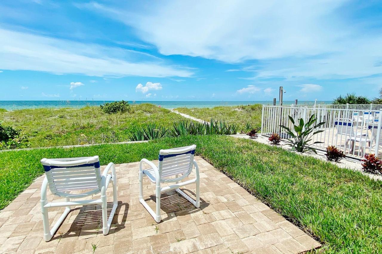 Sea Isle Villas F Clearwater Beach Exterior photo
