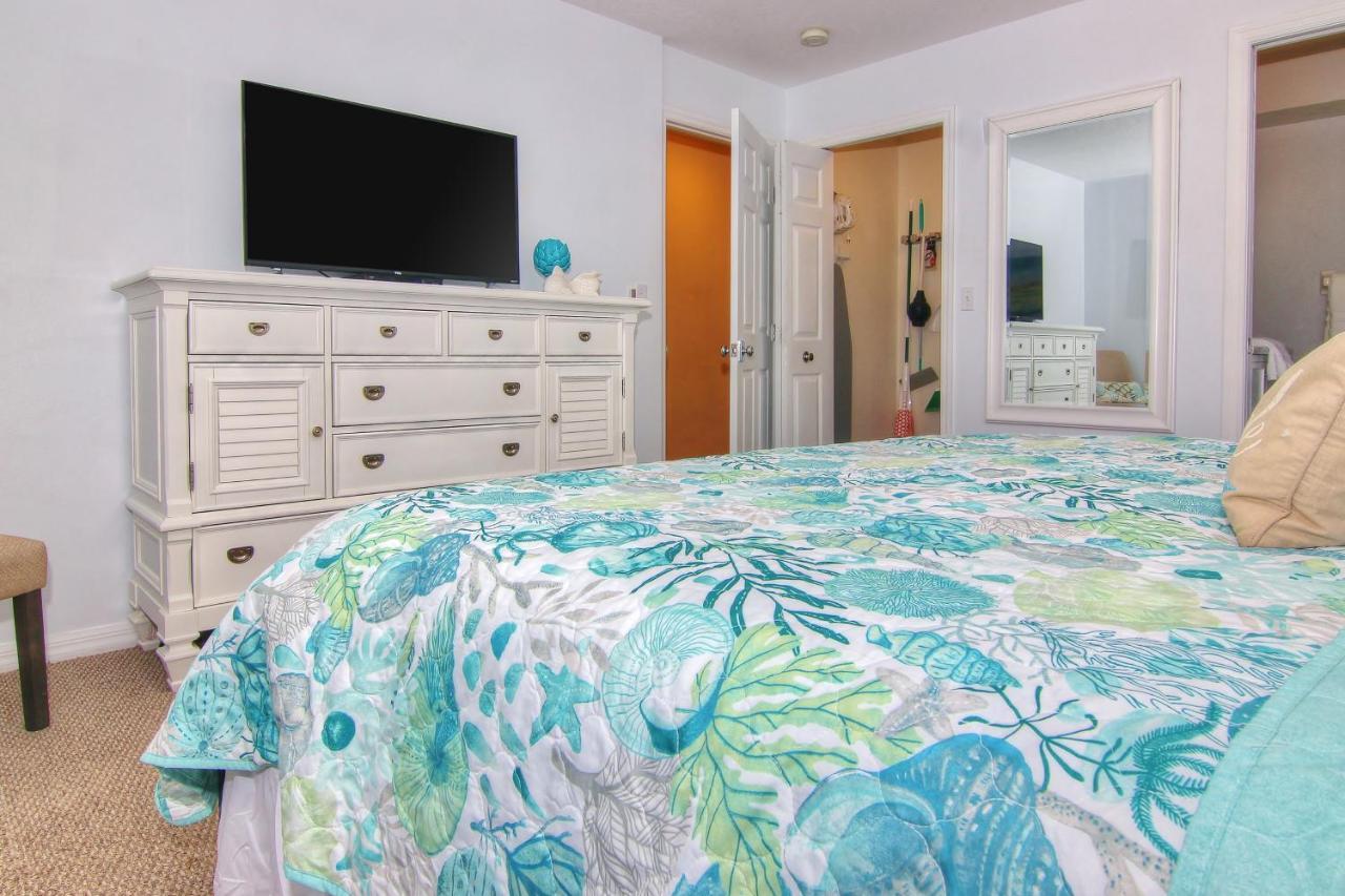 Sea Isle Villas F Clearwater Beach Exterior photo